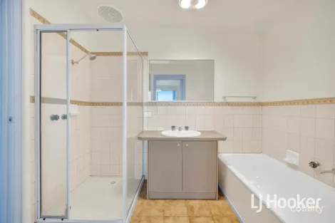 Property photo of 22/5 Tower Road Werribee VIC 3030