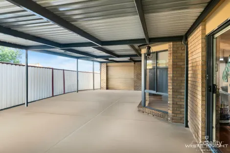 Property photo of 82 Roulston Way Wallan VIC 3756