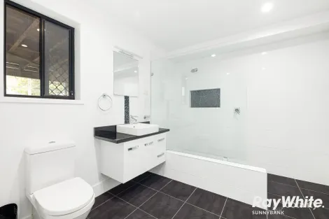 Property photo of 46 Radius Street Wynnum QLD 4178