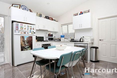 Property photo of 2/26 Messmate Street Lalor VIC 3075