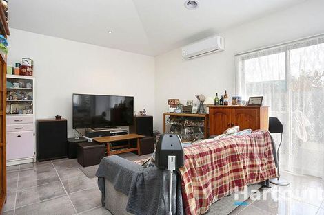 Property photo of 2/26 Messmate Street Lalor VIC 3075