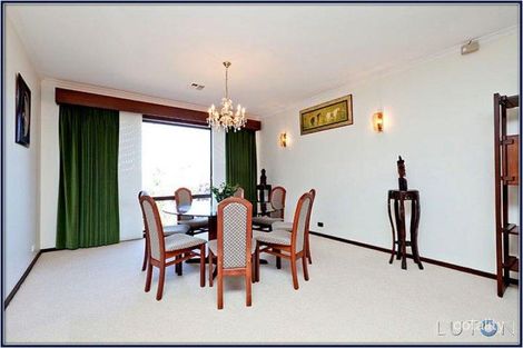 Property photo of 17 Mackay Crescent Kambah ACT 2902