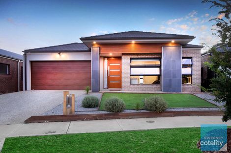 Property photo of 104 Hawking Crescent Fraser Rise VIC 3336