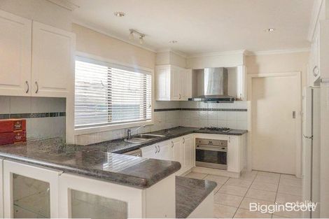 Property photo of 3 Brazilia Drive Glen Waverley VIC 3150