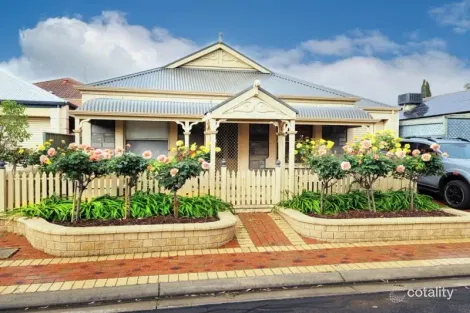Property photo of 7 Grassmere Place Mawson Lakes SA 5095