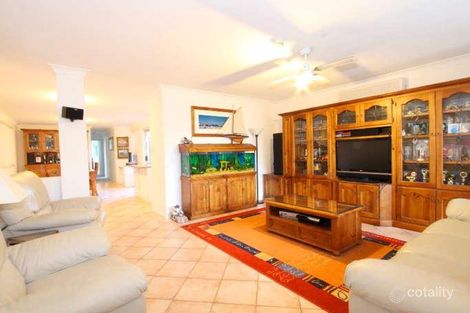 Property photo of 18 Wombeyan Court Wattle Grove NSW 2173