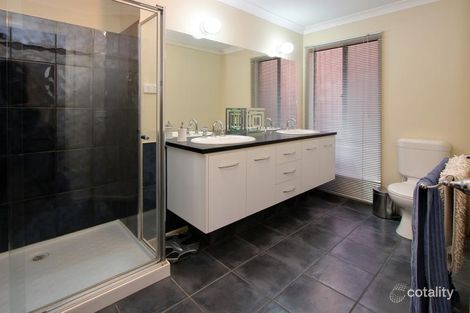 Property photo of 53 Larbert Road Mooroolbark VIC 3138