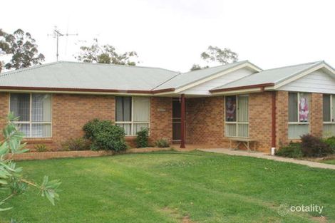 Property photo of 93 Jennings Street Geurie NSW 2818