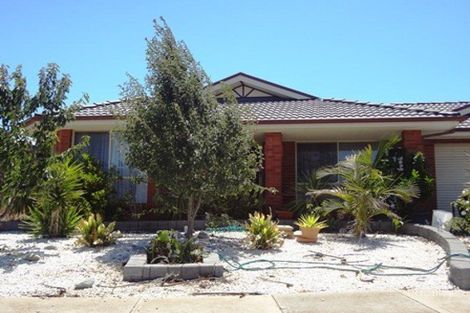 25 Hawthorn Dr, Hoppers Crossing, VIC 3029