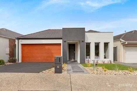 Property photo of 17 Bursaria Drive Caroline Springs VIC 3023