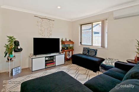 Property photo of 15 Pencarrow Crescent Raceview QLD 4305