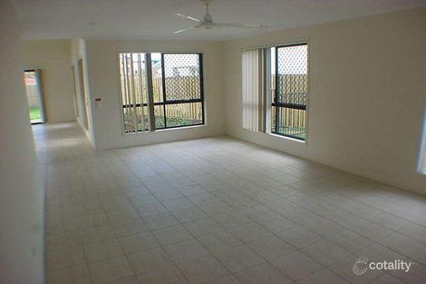 Property photo of 22 Emerald Place Mitchelton QLD 4053