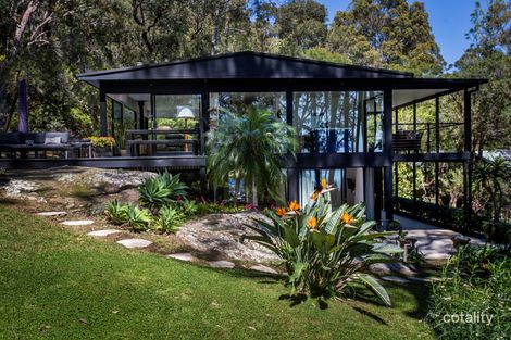 4 Como Pde, Pretty Beach, NSW 2257