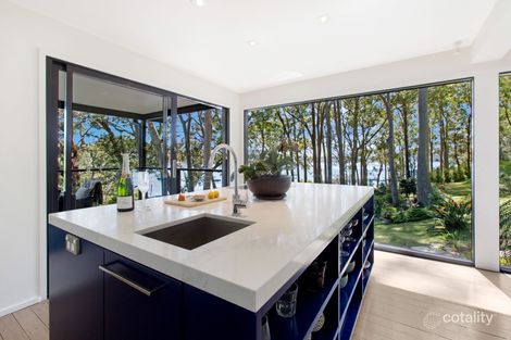Property photo of 4 Como Parade Pretty Beach NSW 2257