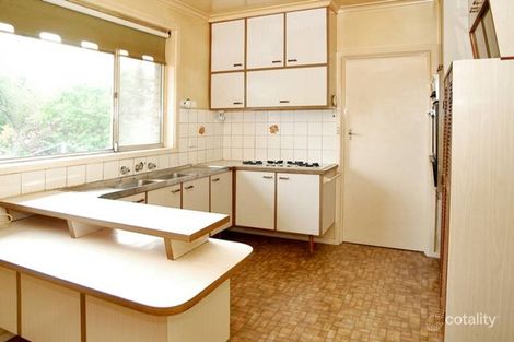Property photo of 8 St Cloud Court Mount Waverley VIC 3149