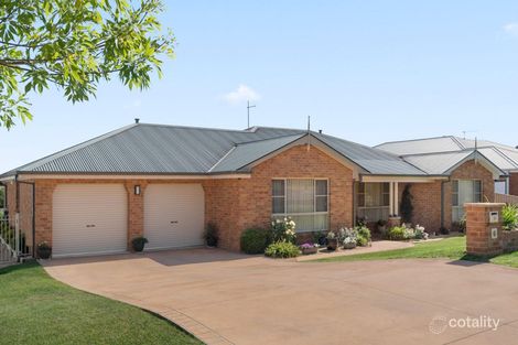 Property photo of 31 Carlyle Avenue Llanarth NSW 2795