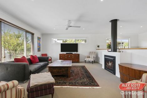 Property photo of 37 Settlement Road Cowes VIC 3922