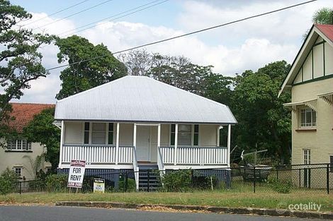 31 Seventh Ave, Windsor, QLD 4030