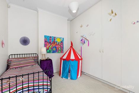 112 Surrey Rd N, South Yarra, VIC 3141