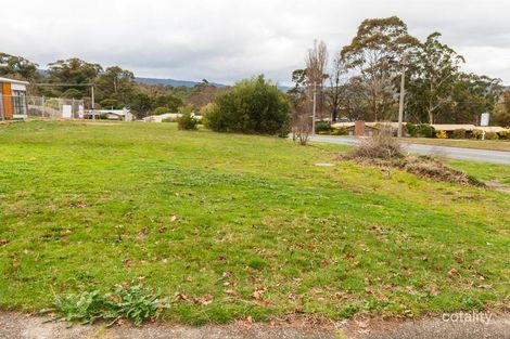 2 Fifth St, Eildon, VIC 3713