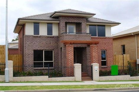 3 Coral Pea Ct, Mount Annan, NSW 2567