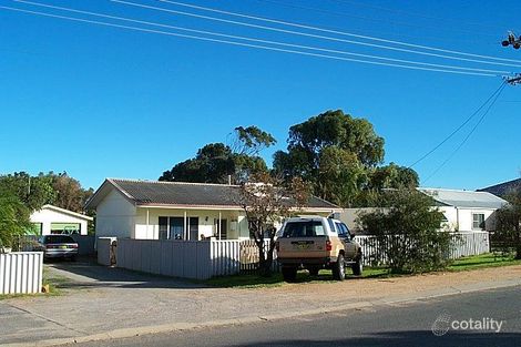 206 Place Rd, Wonthella, WA 6530