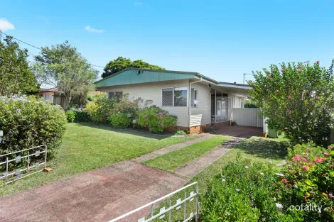 223 North St, Rockville, QLD 4350