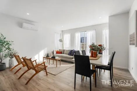 4/12 Leon Ave, Rosebud, VIC 3939