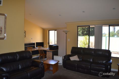 Property photo of 2 Bell Court Heathridge WA 6027