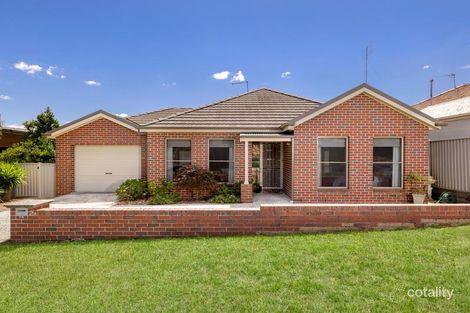 Property photo of 2A Dunrobin Court Ballarat North VIC 3350