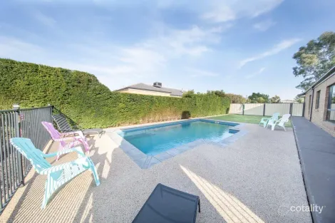 Property photo of 6 Brolga Street Kerang VIC 3579