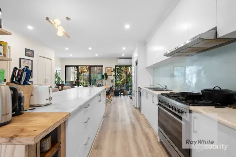 Property photo of 6/979-985 Plenty Road Kingsbury VIC 3083