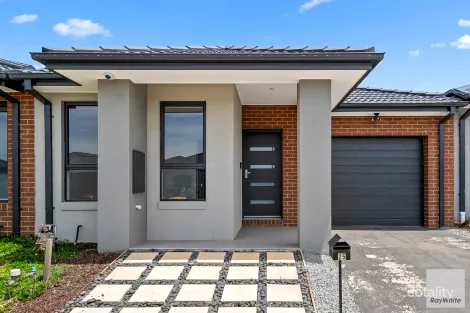 25 Miandad St, Rockbank, VIC 3335
