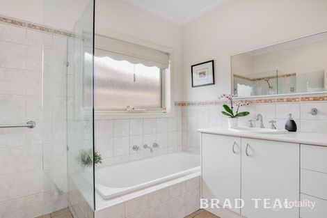 Property photo of 38 Carrington Road Niddrie VIC 3042