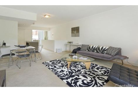 Property photo of 204/12 Danks Street Waterloo NSW 2017