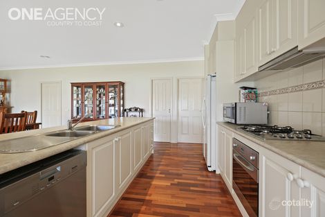 Property photo of 10 Centenary Drive Trafalgar VIC 3824