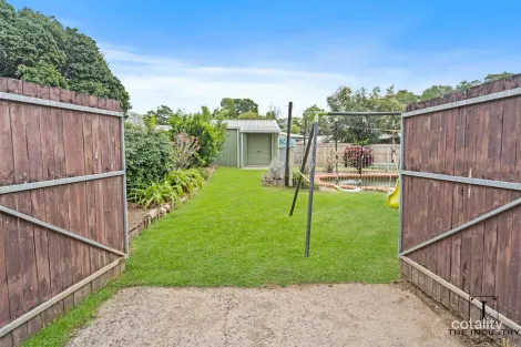 Property photo of 30 Shannon Drive Woree QLD 4868