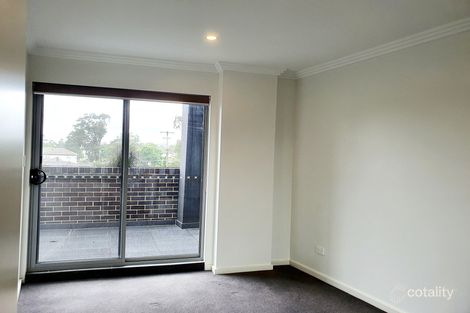 Property photo of 202/17 Maclaurin Avenue East Hills NSW 2213