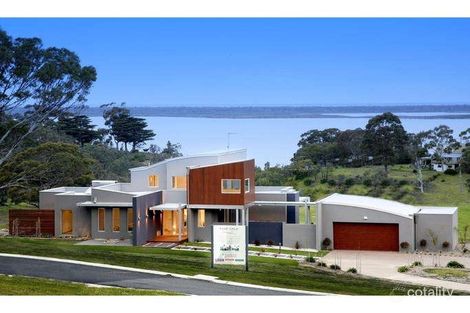 17 The Fields, Metung, VIC 3904