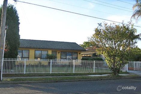 7 Goodacre Ave, Fairfield West, NSW 2165