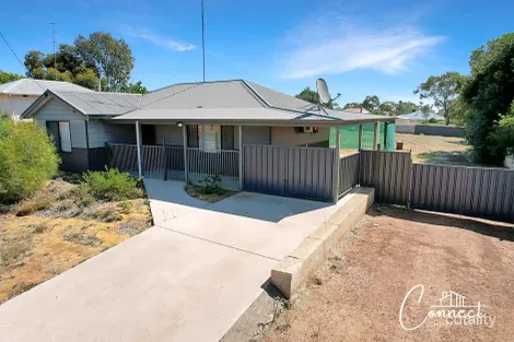 8 High St, Goomalling, WA 6460