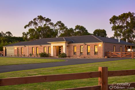 19 Amberly Dr, Drouin, VIC 3818