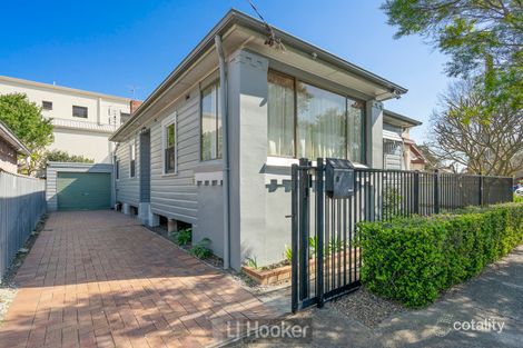 2 Bridge St, Hamilton, NSW 2303
