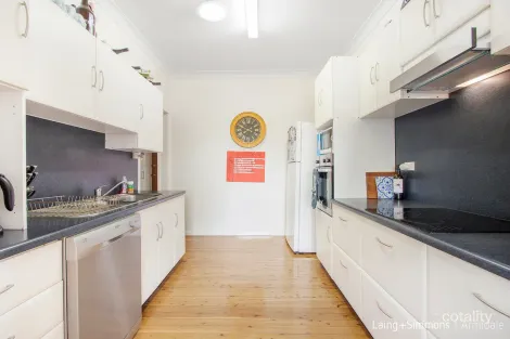 Property photo of 14 Johnson Avenue Armidale NSW 2350