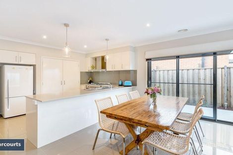 Property photo of 33 Village Green Drive Leopold VIC 3224