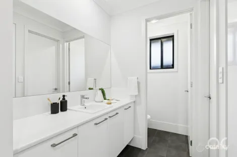 Property photo of 4 Andover Avenue Mount Barker SA 5251