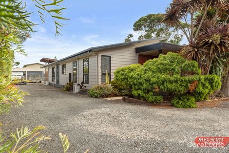 Property photo of 11 Koala Street Cowes VIC 3922