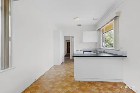 Property photo of 22 Winters Way Doncaster VIC 3108