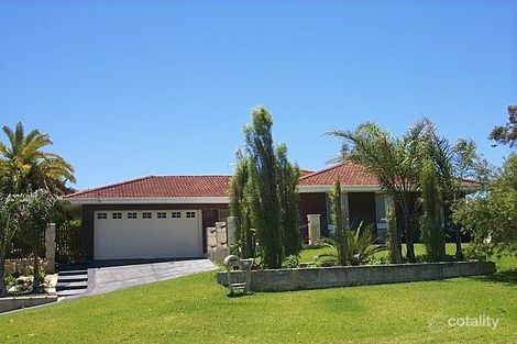21 David Cres, Hillarys, WA 6025
