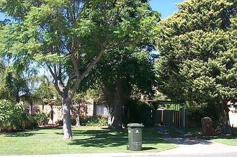 34 Balcombe St, Westminster, WA 6061